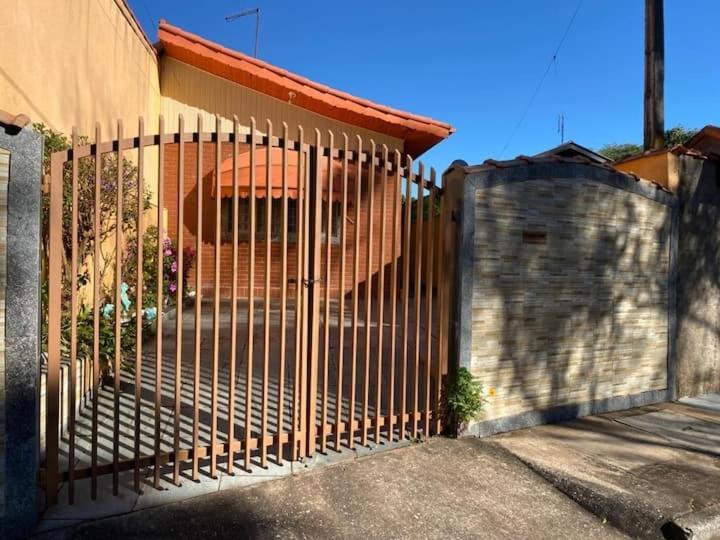 Casa do Descanso em São Bento do Sapucaí Exterior foto